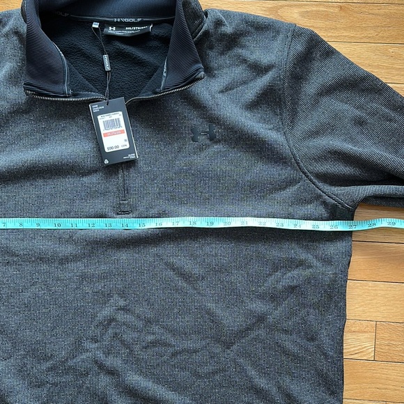 Men's Gray Quarter-Zip Pullover - Picture 3 of 5